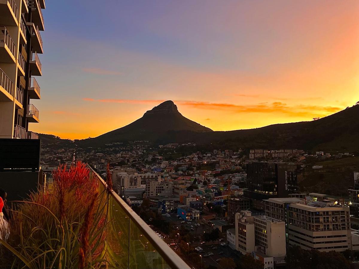Peak Of Cape Town - Apartment With Rooftop Pool Eksteriør billede